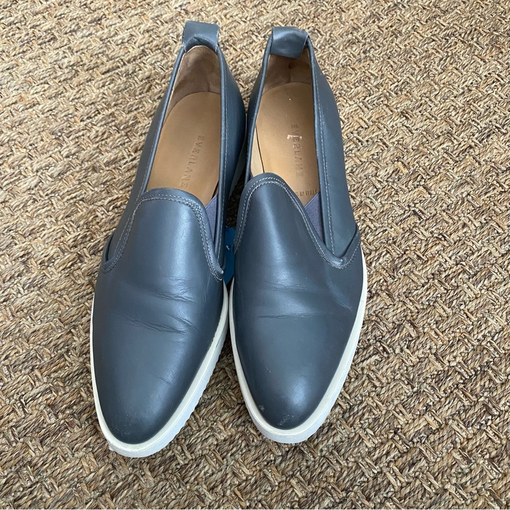 EVERLANE The Leather Street Slip On Shoes Gray Sz 7 - Picture 2 of 6
